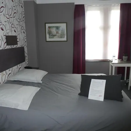 Hotel Des Roches 3*