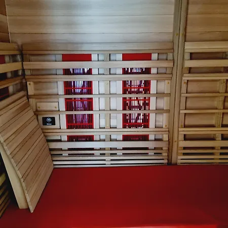 Des Roches 招待所